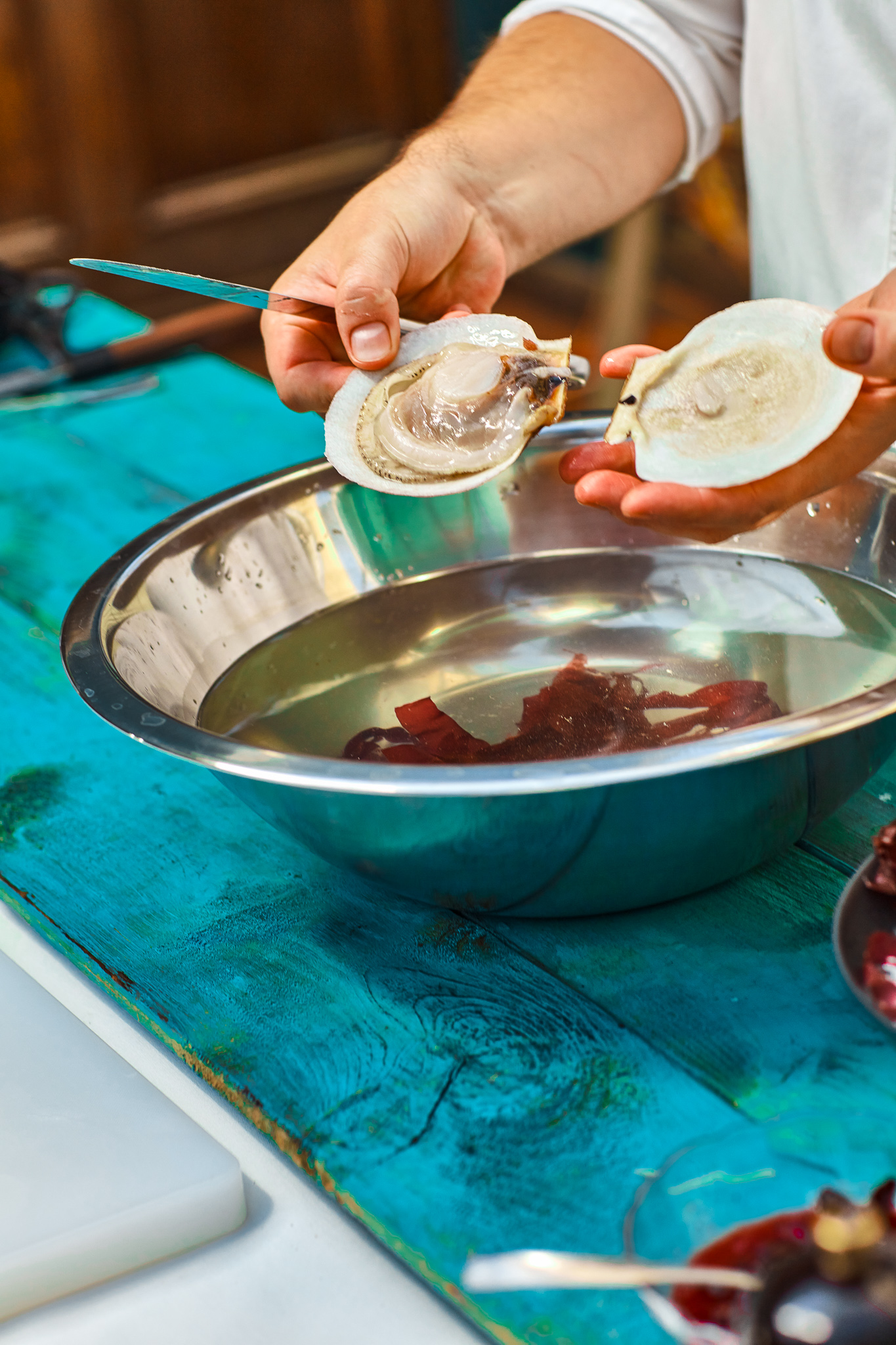 Image of Une fois le muscle coupé, le coquillage s'ouvrira.
