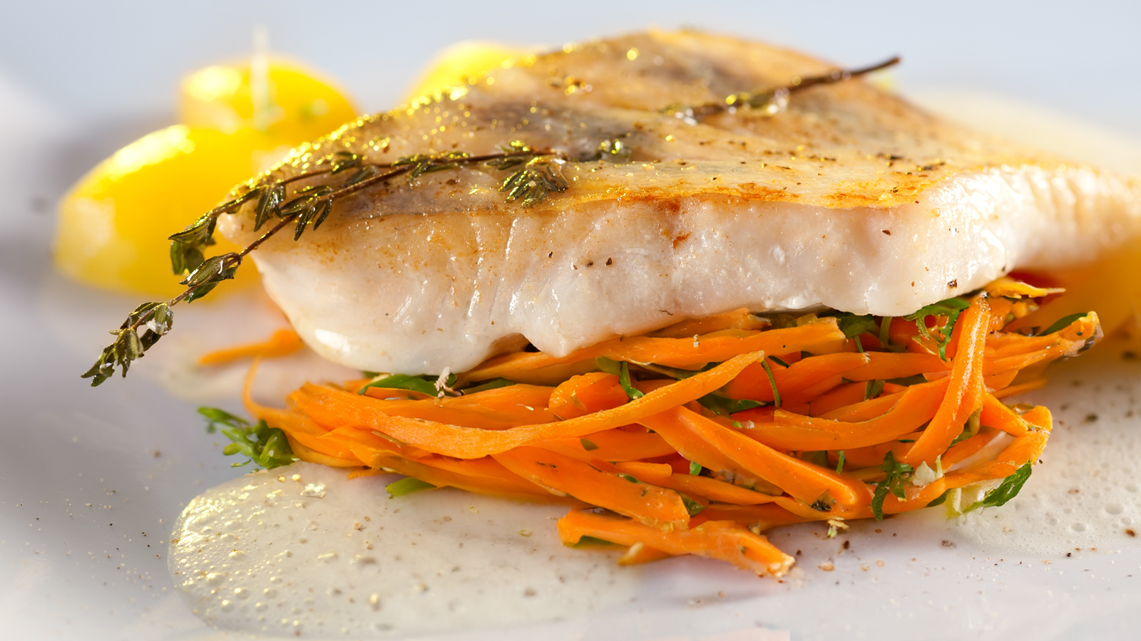 Doré poêlé et carottes Vichy